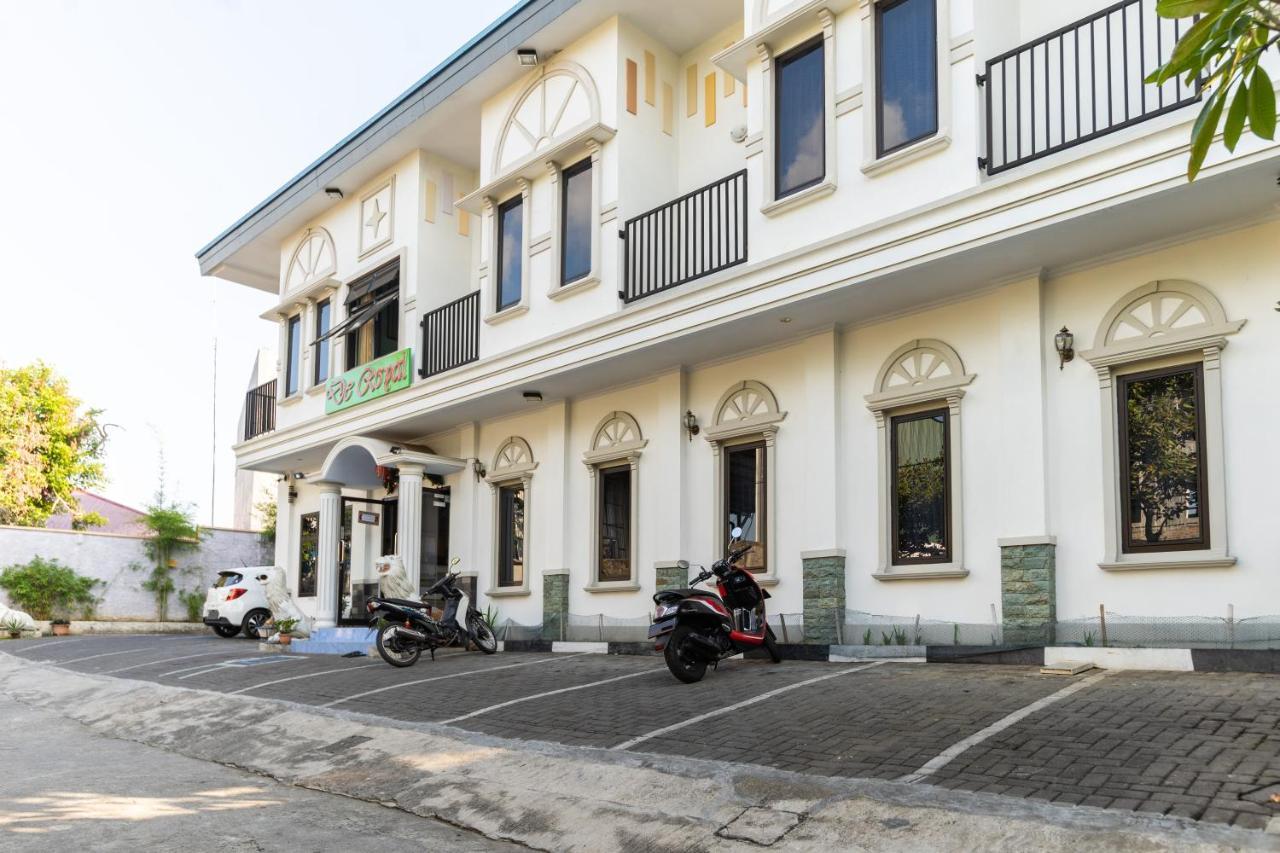 Reddoorz @ Jalan Pumorow Wisma tamu Manado